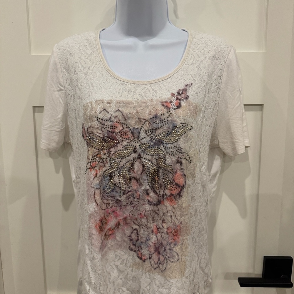 Embellished Lace Short Sleeve Top